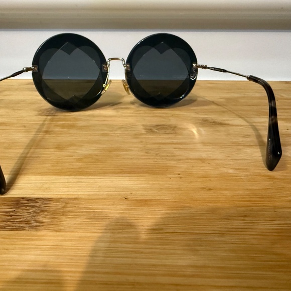 MIU MIU 62mm Layered Heart Round Sunglasses In Grey Mirror - NWOT - Picture 11 of 16